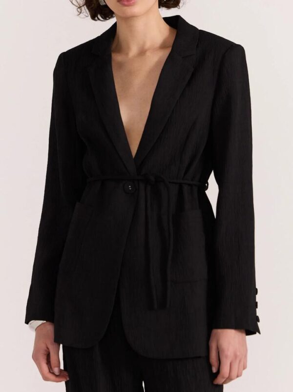 Staple The Label Emory Tie Wasited Blazer