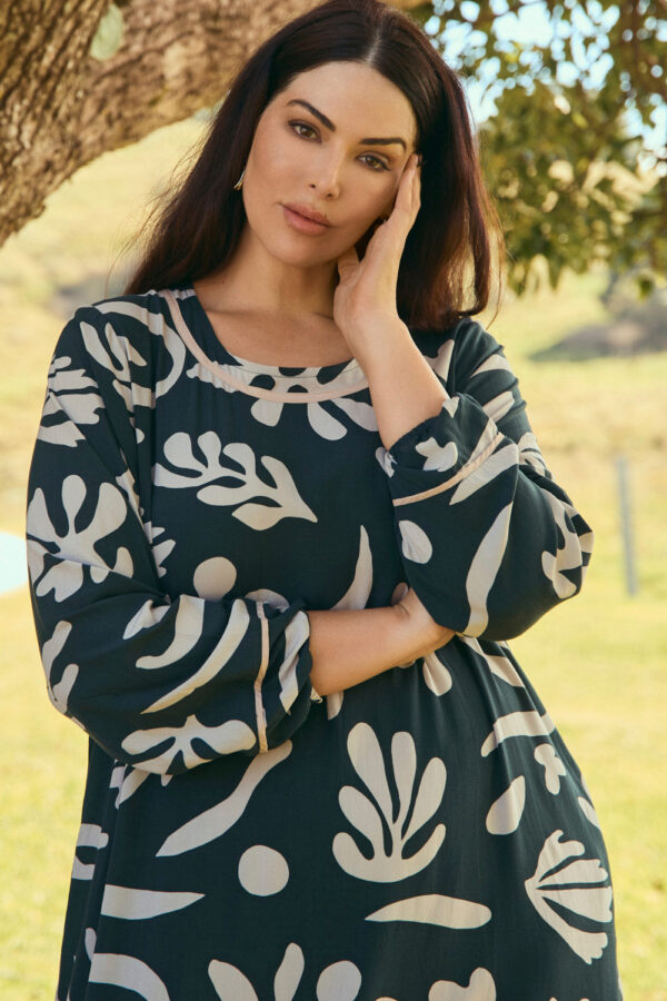 Adrift Hazel Midi Dress - Image 2