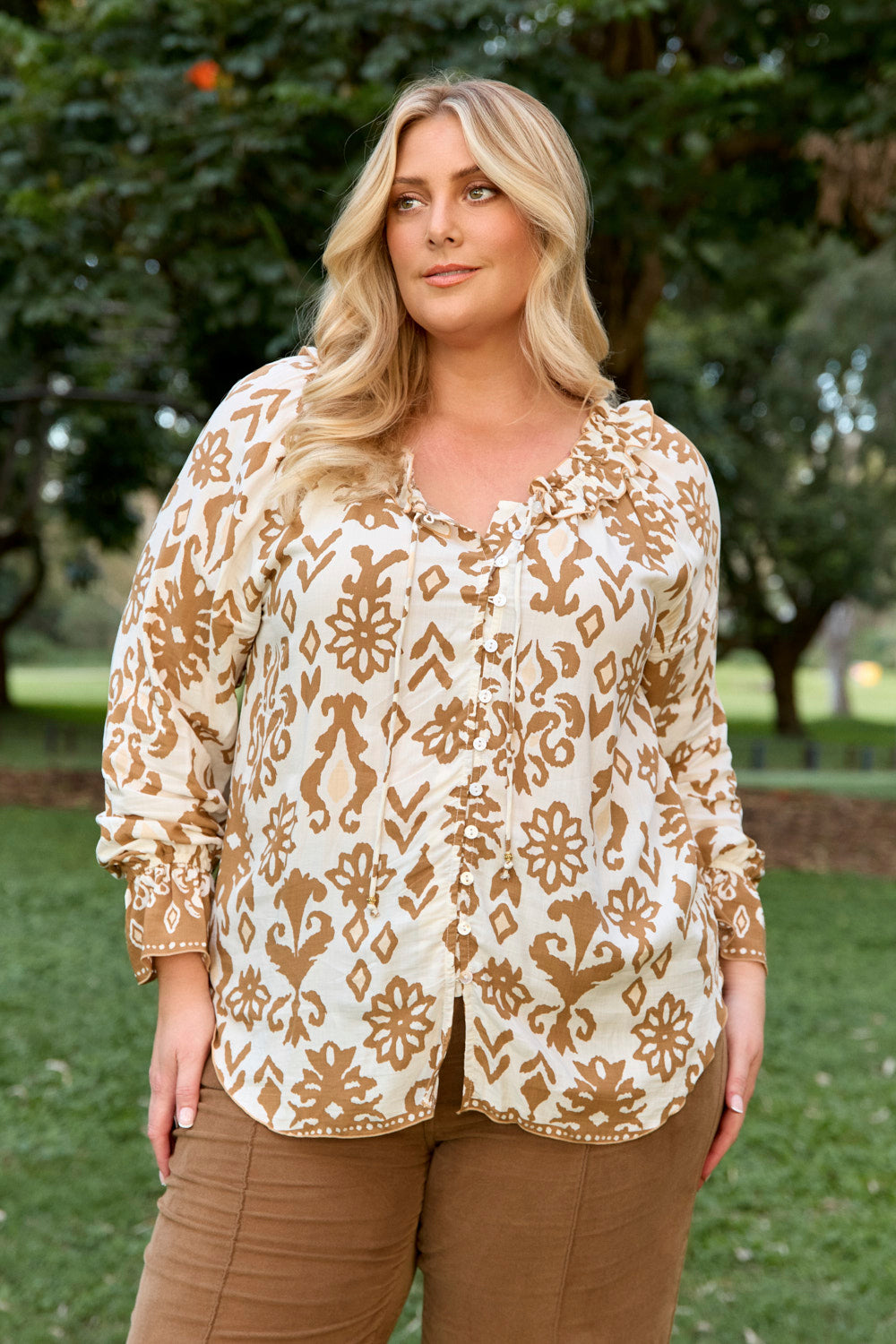 PippyBlouse-BohemeTan-1.jpg