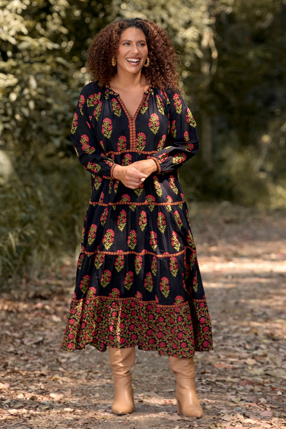 SavannahMaxiDress-Kashmir-3_9f9d8fd1-1906-456d-af63-dd428354ccd9.jpg