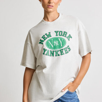 Majestic Yankees Graphic Tee Silver Marle