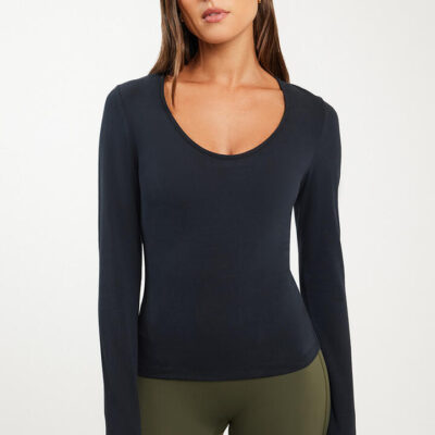 Stylerunner Dynamic V Neck Long Sleeve Tee Onyx