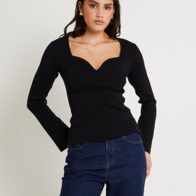 Alice In The Eve Sweetheart Long Sleeve Top