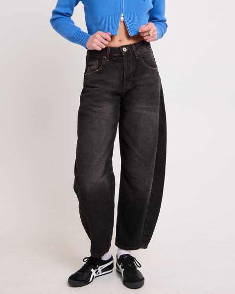Bdg Urban Outfitters BDG Renae Barrel Denim Jeans