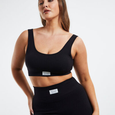 Subtitled Sports Club Scoop Neck Sports Crop
