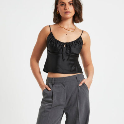 Alice In The Eve Ruby Romantic Slip Top in Black