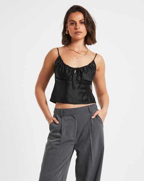Alice In The Eve Ruby Romantic Slip Top in Black