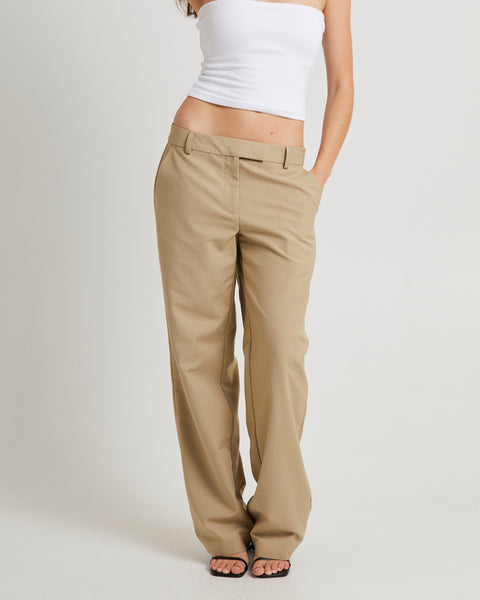 Alice In The Eve Sloane Tailored Mid-Rise Pant