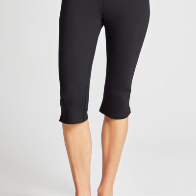 Ode Jesse Zippered Capri Onyx