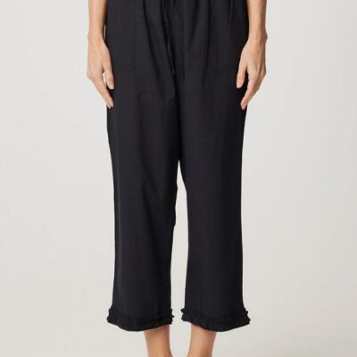Cake Ruffle Carpi Pant