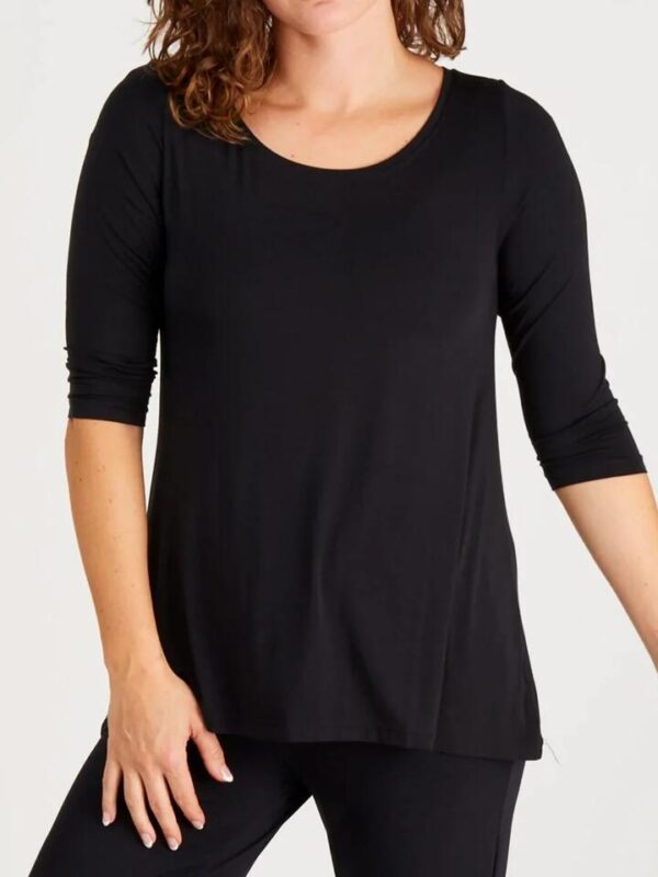 Tani 3/4 Sleeve Swing Top