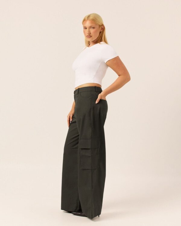 CSB Wide Leg Cargo Pants - Image 4
