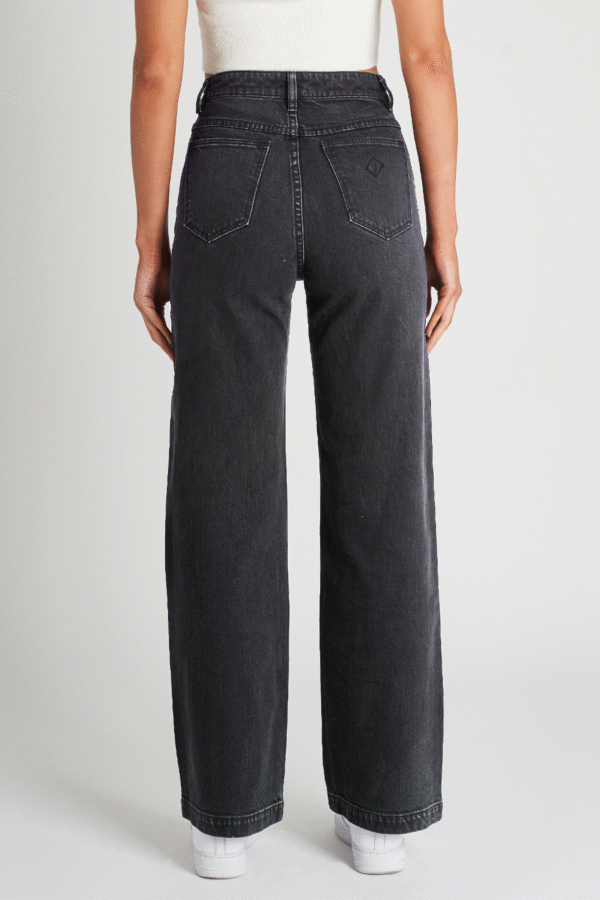 94 High & Wide Petite Charo Black