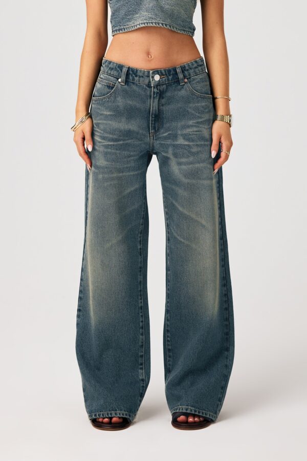 99 Low Baggy Petite Lindsey