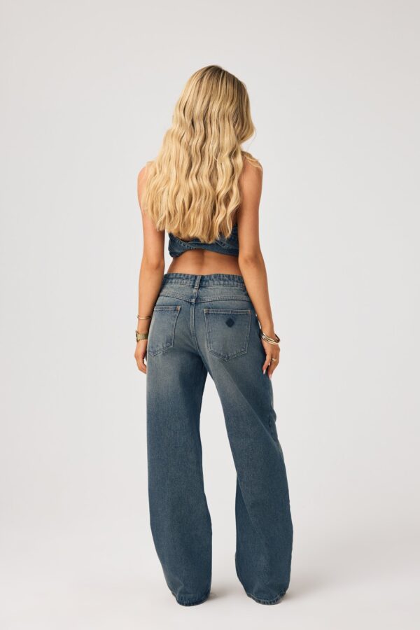 99 Low Baggy Petite Lindsey