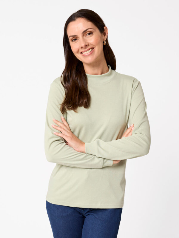 Black Pepper Winterlock Skivvy