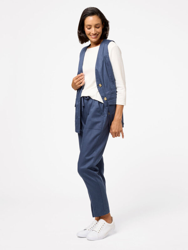 Black Pepper Mercer Vest - Image 2