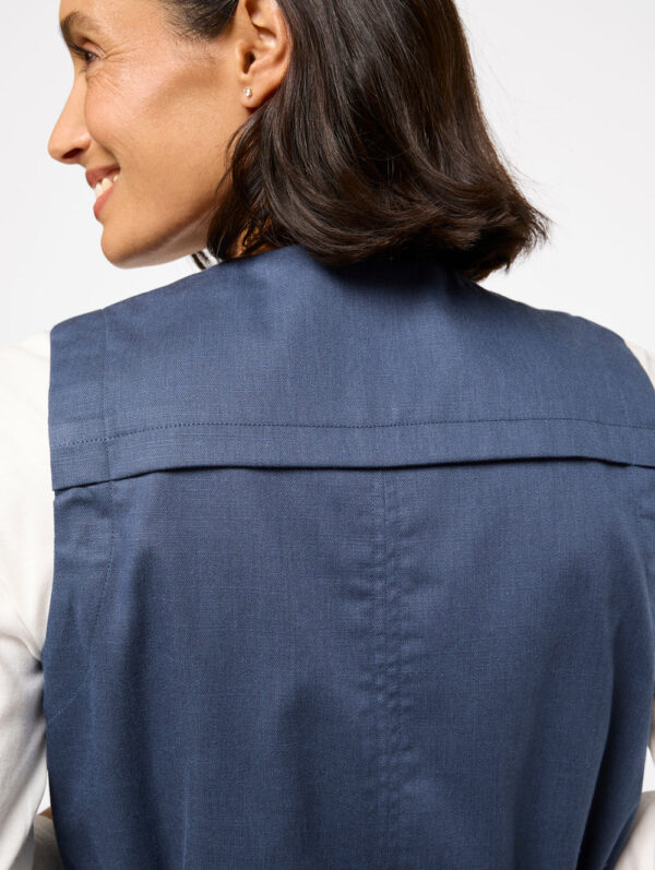 Black Pepper Mercer Vest - Image 3