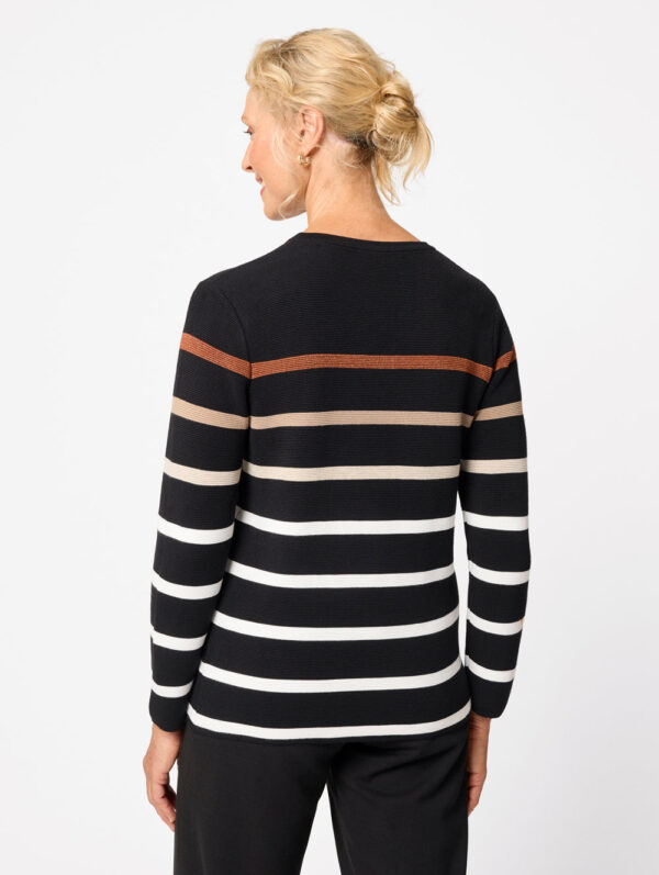 Black Pepper Tarna Knit - Image 3