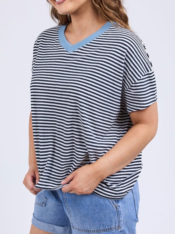 Elm Liv Vee Tee - Image 2