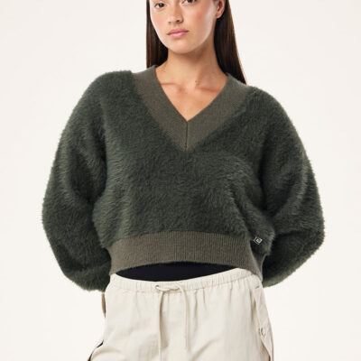 P.E Nation Greenpoint V Neck Knit Sweat In Caviar