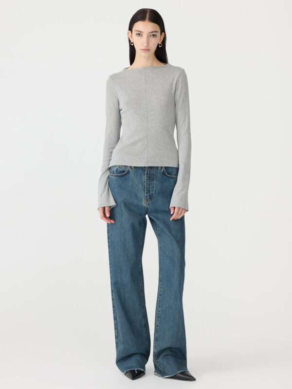 BASSIKE Front Seam Rib Long Sleeve T-Shirt