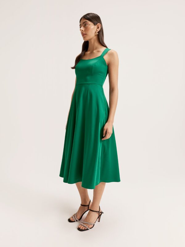 REVIEW New York Dress - Image 4