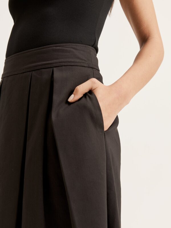 REVIEW Sophia Skirt - Image 4