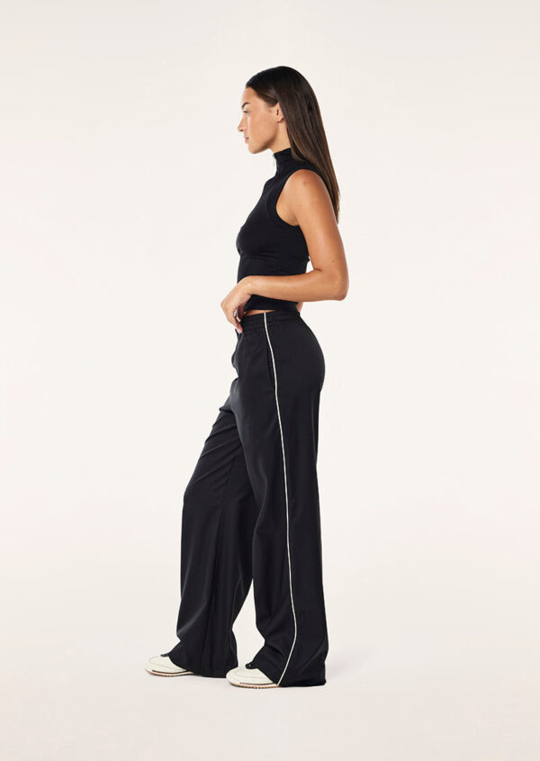 P.E Nation Routine Quarter Zip Tank In Black - Image 3
