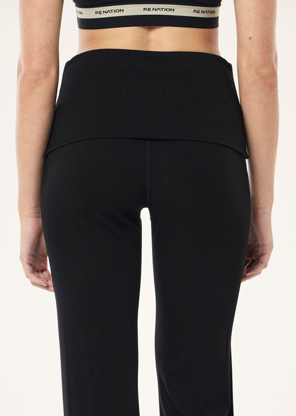 P.E Nation Social Club Legging In Black - Image 3