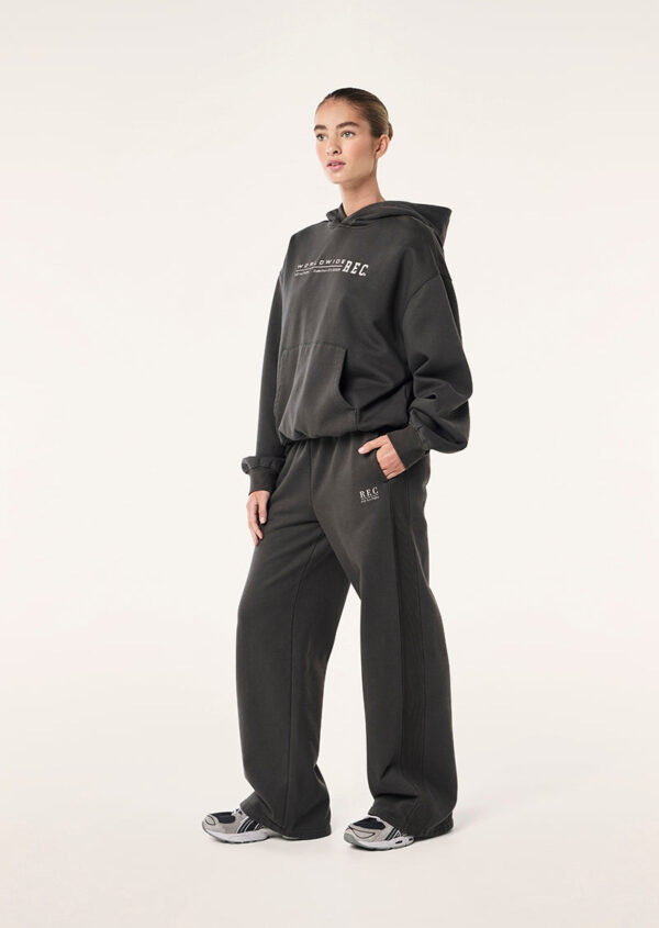 P.E Nation Worldwide Trackpant In Washed Black