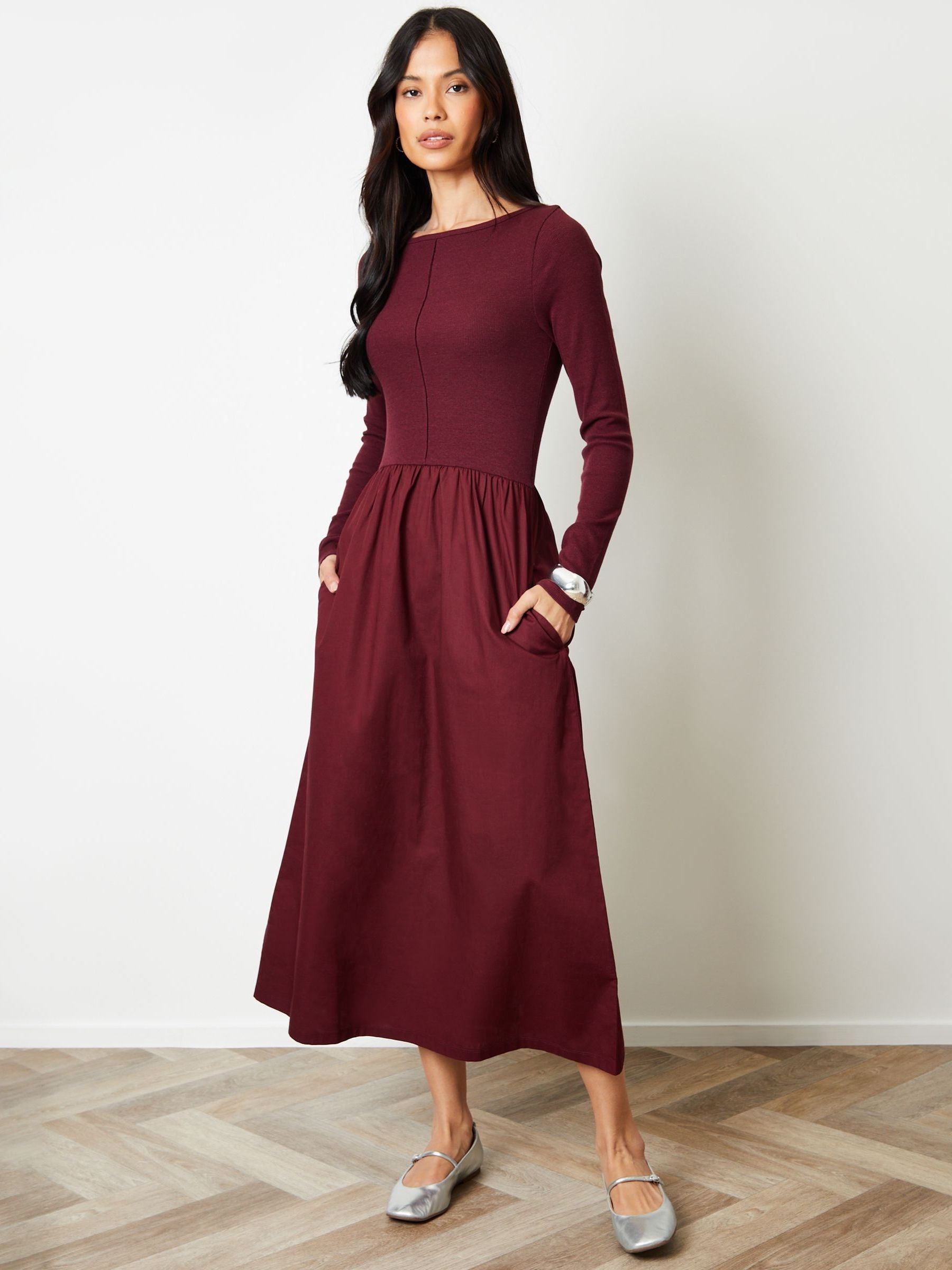 Threadbare Red 2-in-1 Jersey Poplin Mix Slash Neck Long Sleeve Dress Threadbare Red 2-in-1 Jersey Poplin Mix Slash Neck Long Sleeve Dress