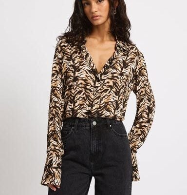 Marcs Winter's Tail Shirt