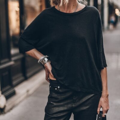 The Black Loose Linen T-Shirt