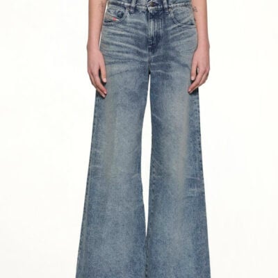 Diesel 1978 D-akemi-fsh Wide Jeans in Blue / 26