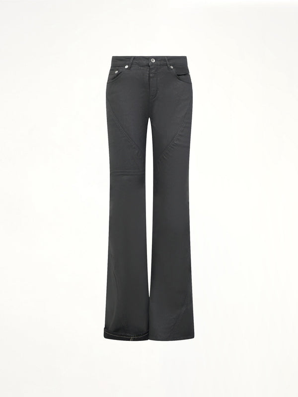 260218_Marais_IM_WOMEN_CLOTHING_JEANS_BOOTCUT_JEANS_SS26_Womens_Bias_Bootcut_in_Black_27_DSS26330_DS01F4302_SDBK_09_32671_2_57f2abee-2e04-4a9c-a4ab-d80fda846c7c.jpg