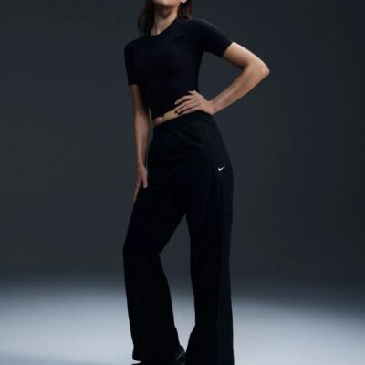 Nike Women's High-Waisted Woven Open-Hem Pants Size XL Black/White