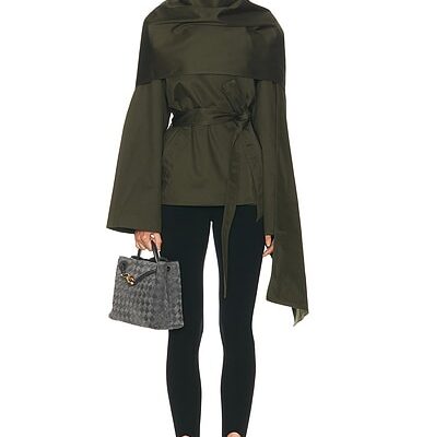 EAVES Yuna Crop Trench