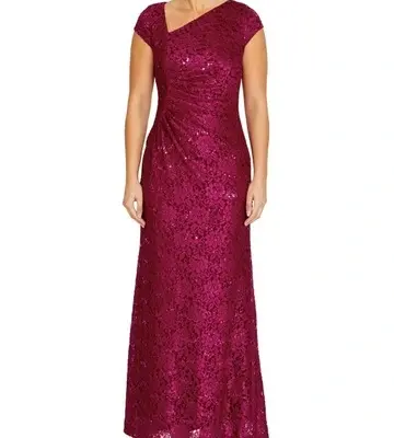 Anthea Crawford Leighton Lace Gown