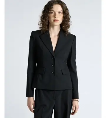 Cue European Stretch Suiting Hourglass Blazer