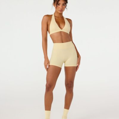 Crop Shop Boutique Form Invisible Scrunch Shorts 4" | Butter — XXS - Image 2