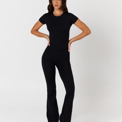 Crop Shop Boutique Form Invisible Scrunch Flare Leggings | Black — XXS - Image 1