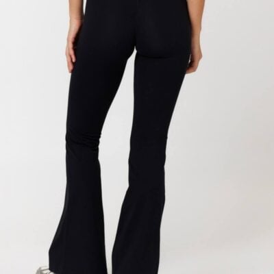 Crop Shop Boutique Form Invisible Scrunch Flare Leggings | Black — XXS - Image 2