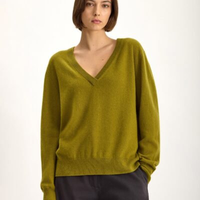 Jac + Jack Fenn Cashmere Sweater - Dark Pilla - Image 2