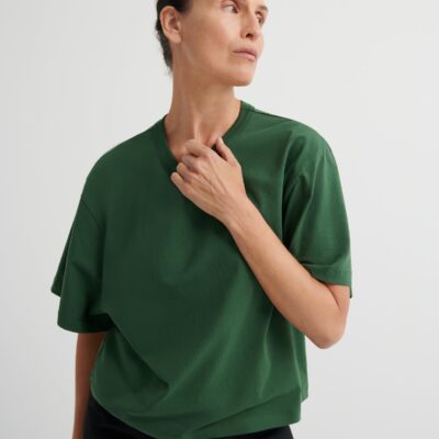 Kowtow Shadow Tee — forest - Image 1