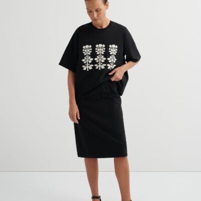 Kowtow Motif Tee — black - Image 2