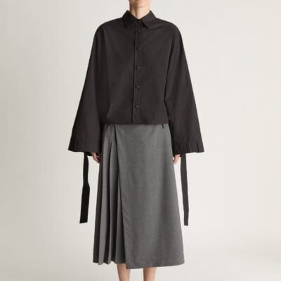 Lee Mathews Rennie Cropped Shirt — Black - Image 1