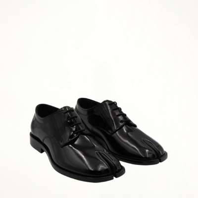 MARAIS Tabi Lace-ups Shoes in Shine Black - Image 2