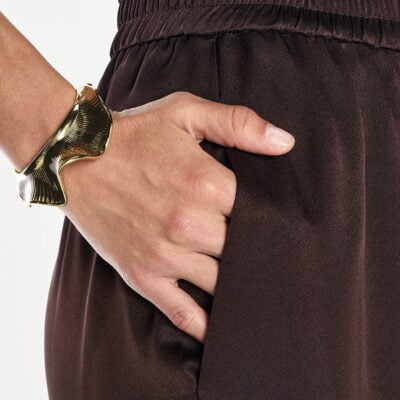 Manning Cartell Glossed Over Pull On Pant — TRUFFLE - Image 2