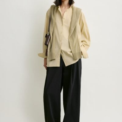 Toteme Classic tumbled shirt peanut - Image 1